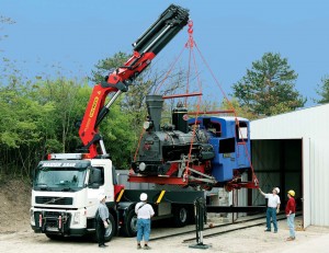 camiones-gruas-pluma-articulada-17586-4033610